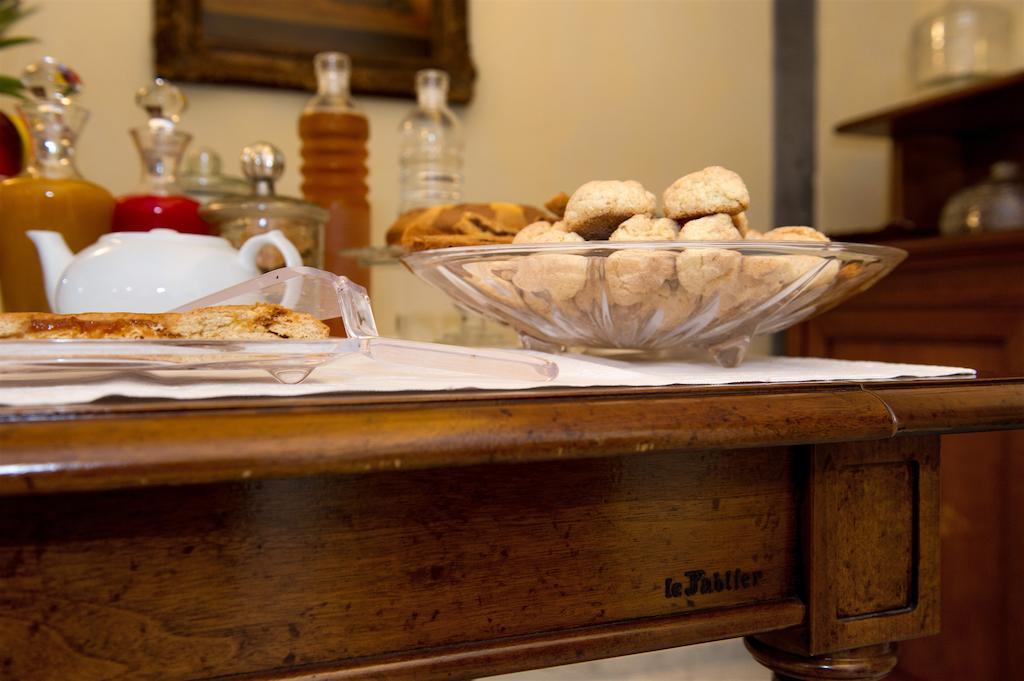 بيزا Relais Dei Mercanti B&B And Suites المظهر الخارجي الصورة