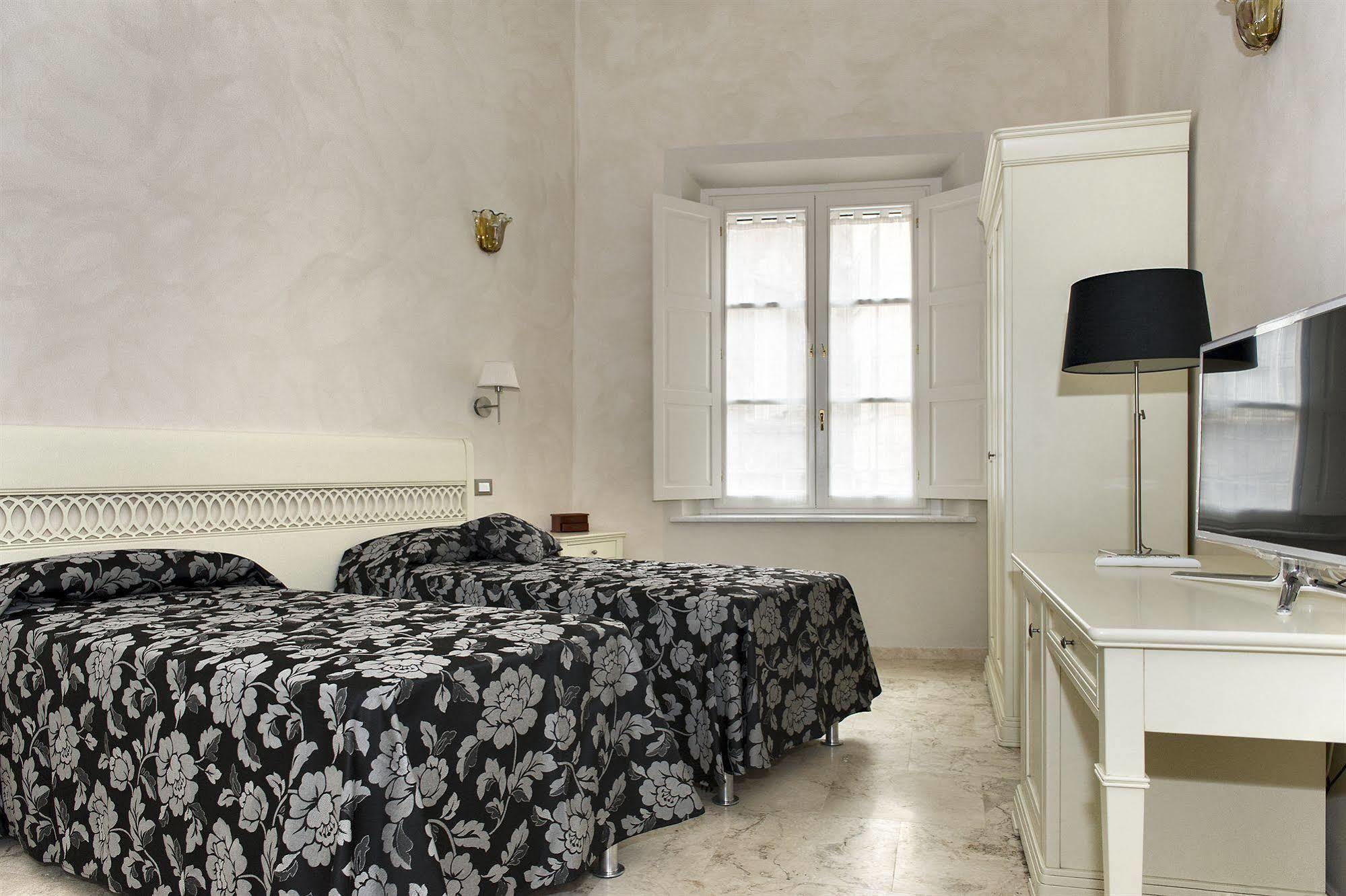 بيزا Relais Dei Mercanti B&B And Suites المظهر الخارجي الصورة